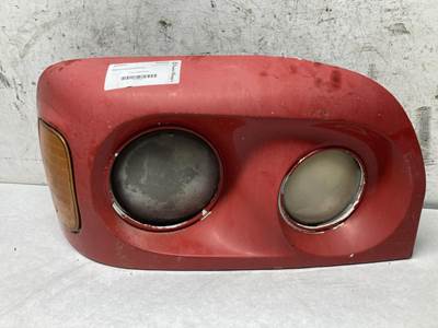 Freightliner Century Class 120 Headlight Assembly for a Freightliner C120 Century