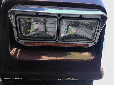 Freightliner Classic XL Headlight Assembly
