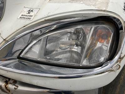 Freightliner Columbia 120 Headlight Assembly