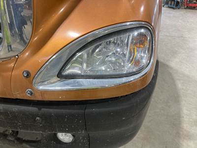 Freightliner Columbia 120 Headlight Assembly