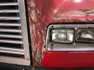 Freightliner FLD112 Headlight Assembly