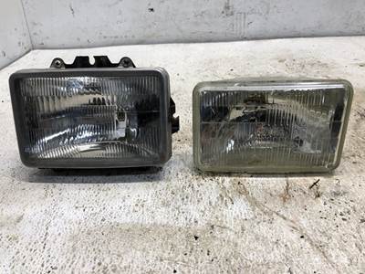 Freightliner FLD120 Headlight Assembly