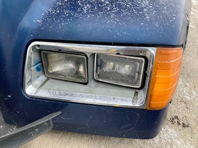 Freightliner FLD120 Headlight Assembly