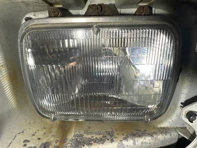 GMC C7500 Headlight Assembly