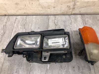 GMC W4500 Headlight Assembly