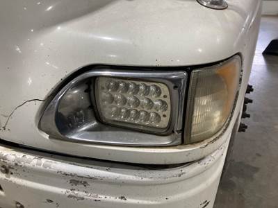 International 9400 Headlight Assembly