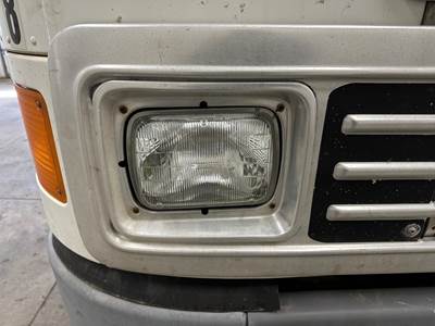 International 9700 Headlight Assembly