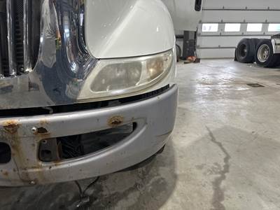 International TranStar 8600 Headlight Assembly for a International Transtar (8600)