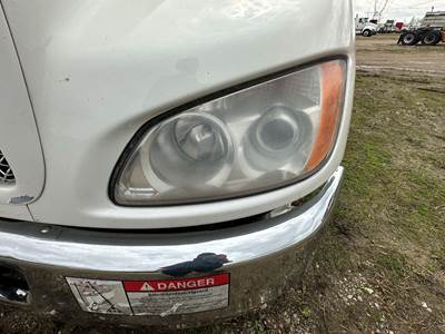 Kenworth T370 Headlight Assembly