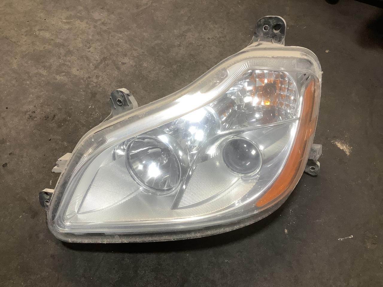 2016 Kenworth T680 Headlight Assembly For Sale Des Moines, IA
