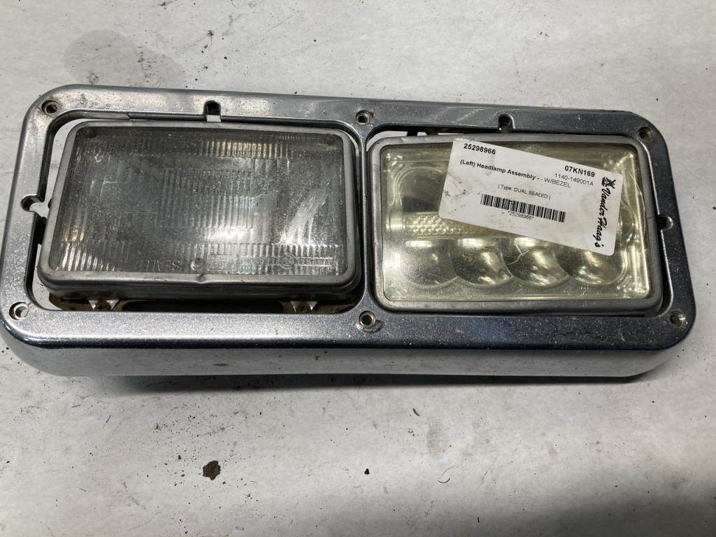 2007 Kenworth W900L Headlight Assembly For Sale Sioux Falls, SD