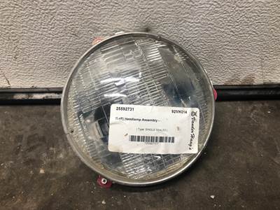 Mack DM600 Headlight Assembly