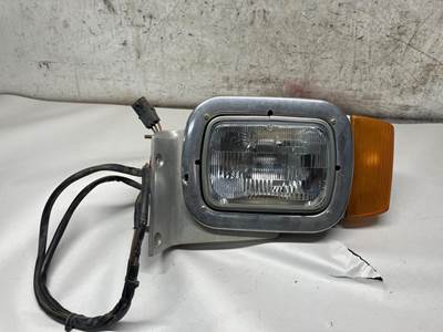 Peterbilt 357 Headlight Assembly