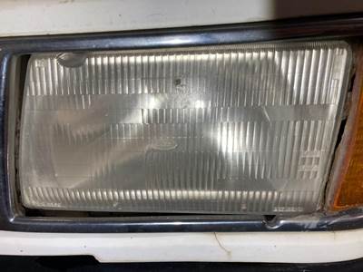 Peterbilt 375 Headlight Assembly