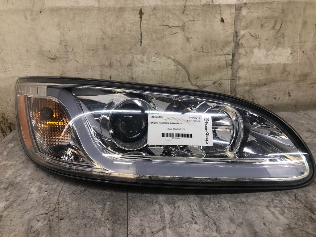 2007 Peterbilt 386 Headlight Assembly For Sale Council Bluffs, IA 25505400