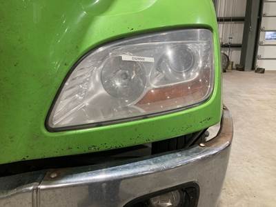 Peterbilt 579 Headlight Assembly