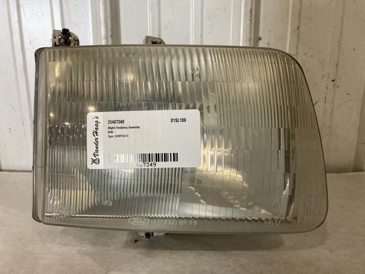 2001 Sterling A9513 Headlight Assembly For Sale Winimac, IN