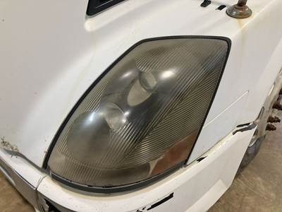 Volvo VNL Headlight Assembly