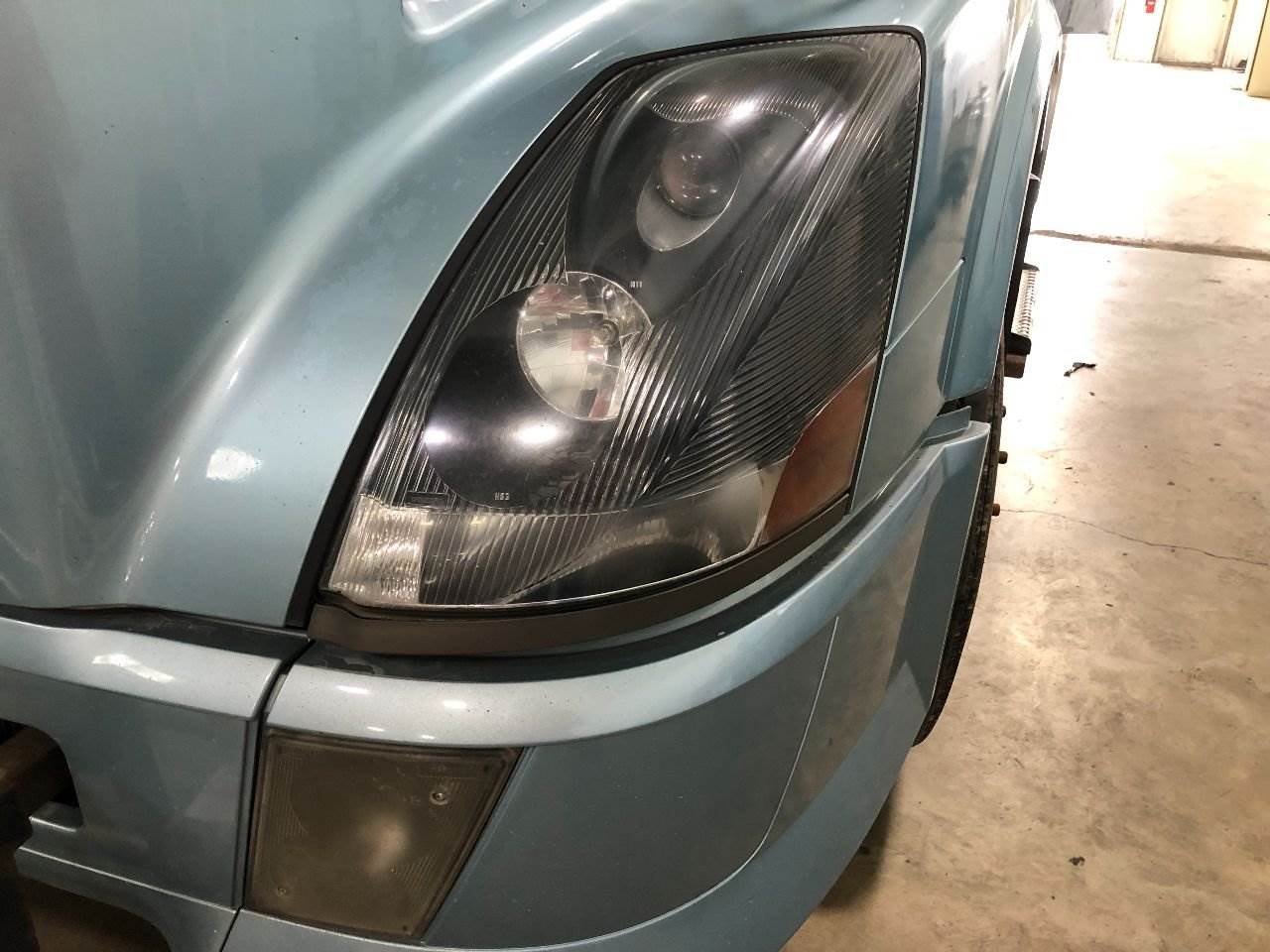 2012 Volvo VNL Headlight Assembly For Sale Winimac, IN 25523948