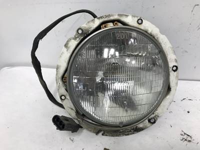 Volvo WAH Headlight Assembly