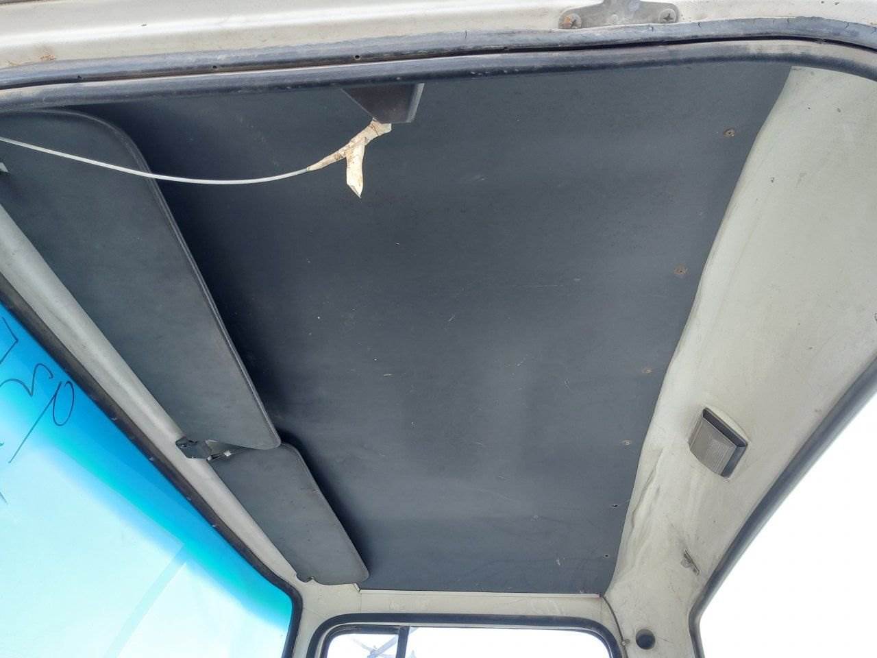 1993 Ford LT9000 Headliner For Sale Kansas City, MO 25341853