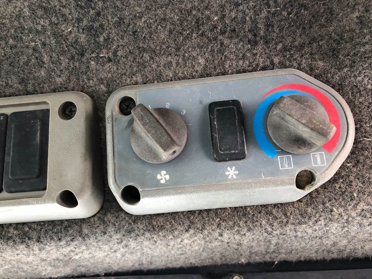 1998 Bobcat 873 Heater / AC Temp Control For Sale Spencer, IA