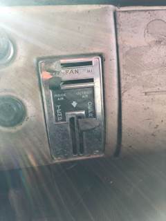 Chevrolet C60 Heater / AC Temp Control