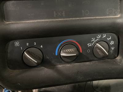 Chevrolet C7500 Heater / AC Temp Control