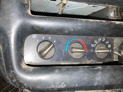 Chevrolet C8500 Heater / AC Temp Control