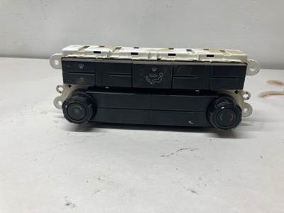 Ford F-750 Heater / AC Temp Control for a Ford F750