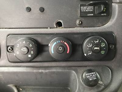 Freightliner Cascadia Heater / AC Temp Control
