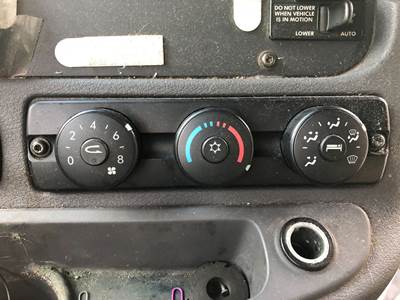Freightliner Cascadia Heater / AC Temp Control