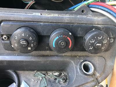 Freightliner Cascadia Heater / AC Temp Control