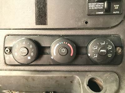 Freightliner Cascadia Heater / AC Temp Control