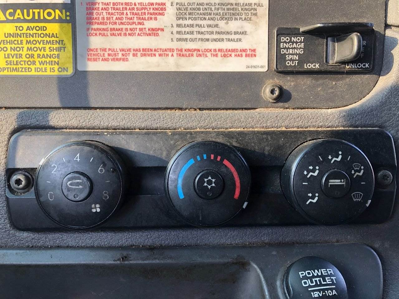 2014 Freightliner Cascadia Heater / AC Temp Control For Sale Des