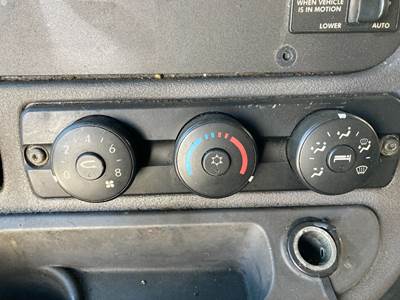 Freightliner Cascadia Heater / AC Temp Control