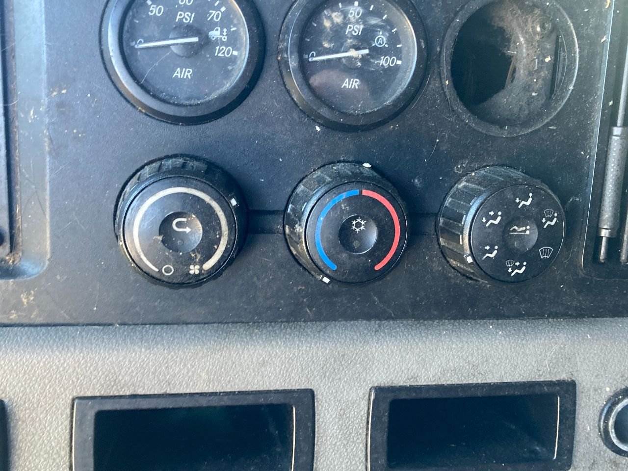 2018 Freightliner Cascadia Heater / AC Temp Control For Sale Kansas