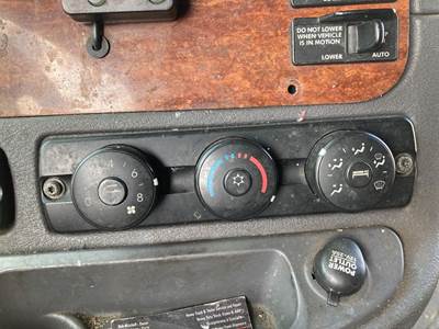 Freightliner Cascadia Heater / AC Temp Control