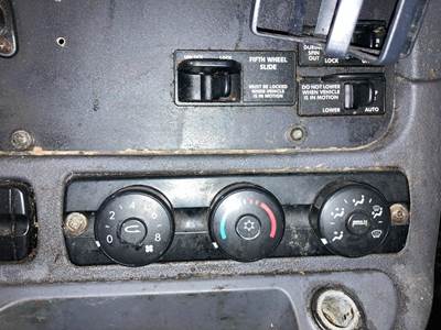 Freightliner Cascadia Heater / AC Temp Control