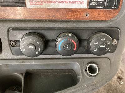 Freightliner Cascadia Heater / AC Temp Control