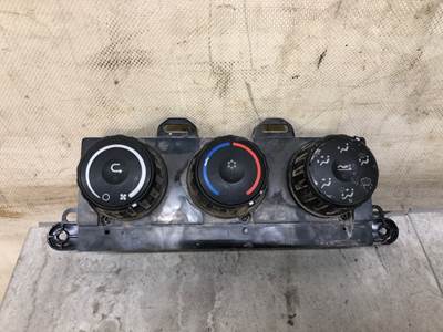 Freightliner Cascadia Heater / AC Temp Control