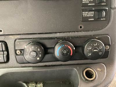 Freightliner Cascadia Heater / AC Temp Control
