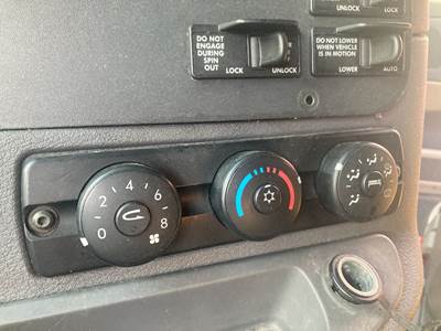 Freightliner Cascadia Heater / AC Temp Control