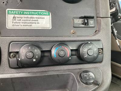 Freightliner Cascadia Heater / AC Temp Control