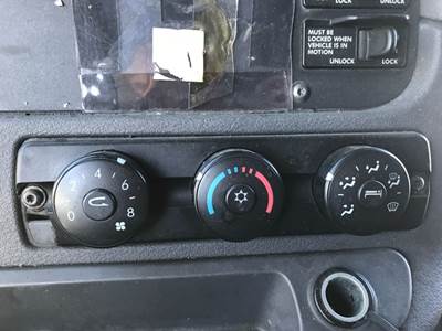 Freightliner Cascadia Heater / AC Temp Control