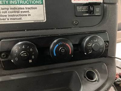 Freightliner Cascadia Heater / AC Temp Control