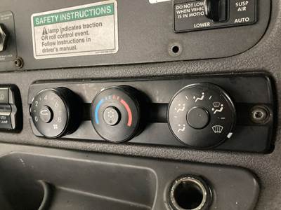 Freightliner Cascadia Heater / AC Temp Control