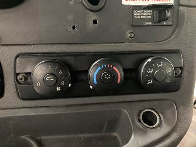 Freightliner Cascadia Heater / AC Temp Control