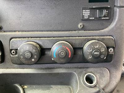 Freightliner Cascadia Heater / AC Temp Control
