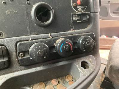 Freightliner Cascadia Heater / AC Temp Control
